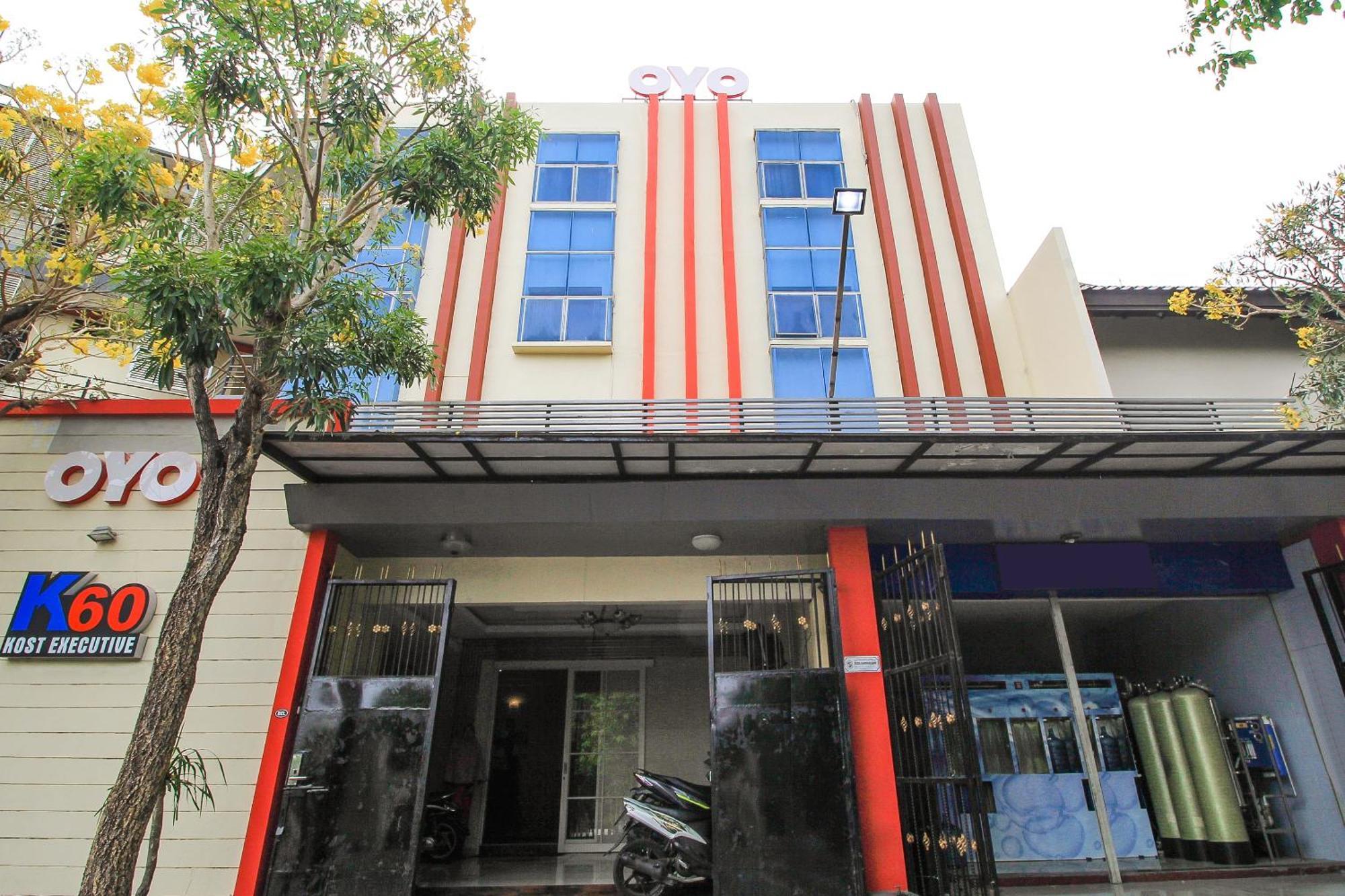 Super Oyo Capital O 175 K-60 Residence Surabaya Exterior foto