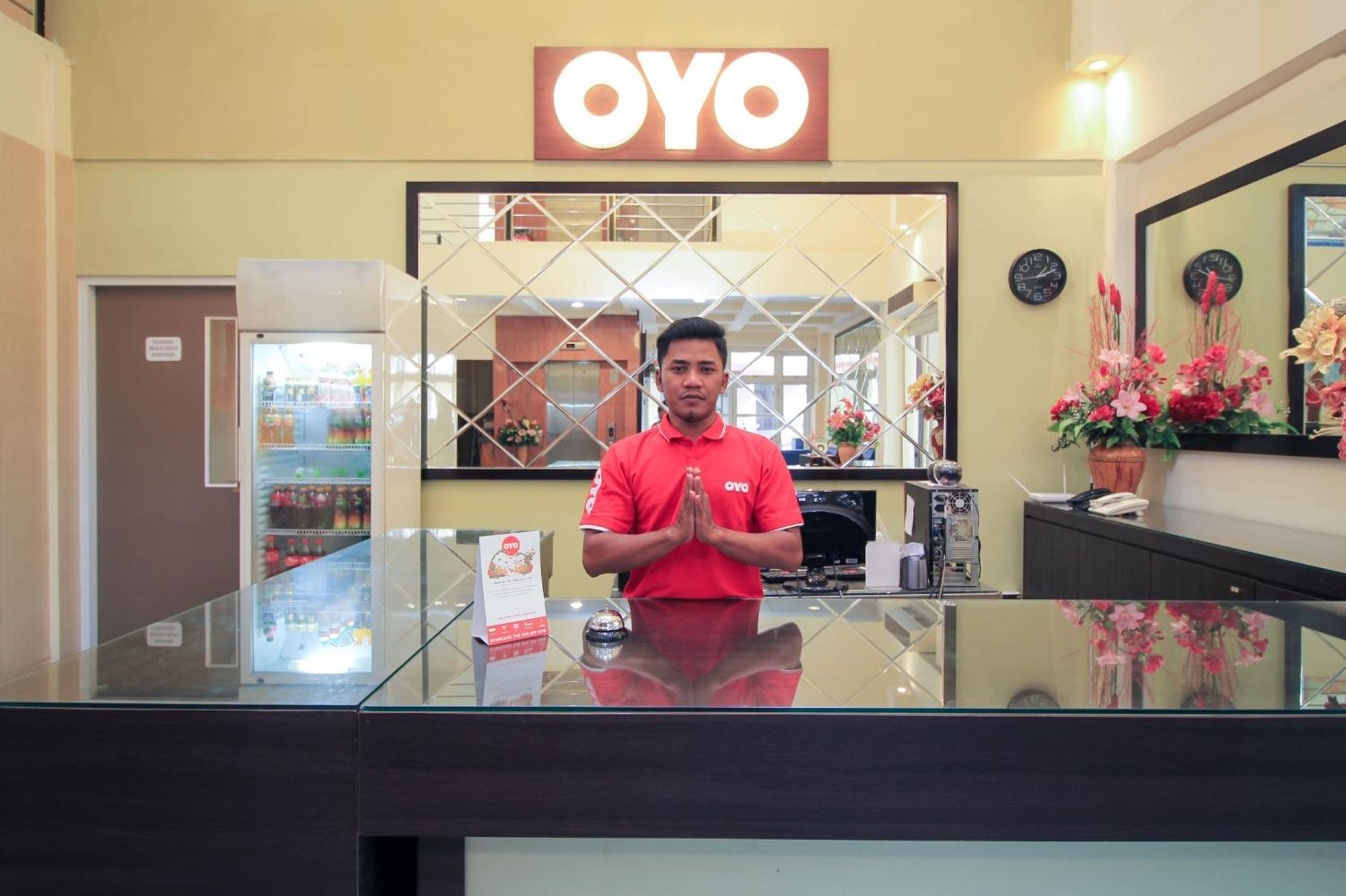Super Oyo Capital O 175 K-60 Residence Surabaya Exterior foto